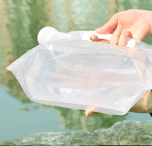 Contenitore d'Acqua Pieghevole Coolwin in PET da 5L con Rubinetto, Maniglia e Coperchio Ermetico per Escursioni, Picnic e Uso Domestico - Product Image 5