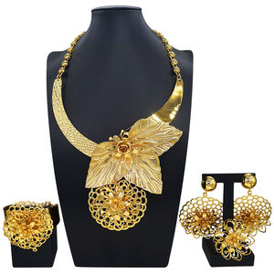 Zhuerrui plaqué or Floral élégant ensemble de bijoux collier boucles <span class=keywords><strong>d</strong></span>'oreilles <span class=keywords><strong>Bracelet</strong></span> pour femmes mode <span class=keywords><strong>parure</strong></span> fête accessoire HK029322 - Product Image 1