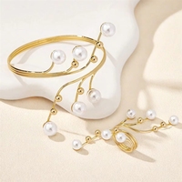Conjunto de Anillo y Pulsera de Aleación con Perlas Geométricas y Cadena Trenzada para Mujer, Certificado CE, Ideal para Regalo de Boda o Fiesta