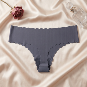 Tanga sin costuras para mujer, con borde ondulado, invisible, de talle bajo, cómoda para deportes y yoga, lencería tipo G-string, OEM ODM - Product Image 3