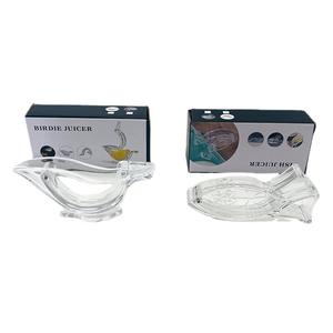 Presse-agrumes manuel PS en plastique Presse-agrumes portable en forme de poisson <span class=keywords><strong>oiseau</strong></span> Conception durable pour la cuisine Légumes Fruits - Product Image 5