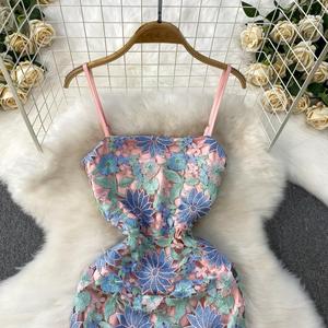 Elegante Abito Lungo Estivo <span class=keywords><strong>da</strong></span> <span class=keywords><strong>Donna</strong></span> in Pizzo Traforato con Vita Alta e Vestibilità Slim, Ideale per Vacanze e Abito <span class=keywords><strong>da</strong></span> Sposa - Product Image 4