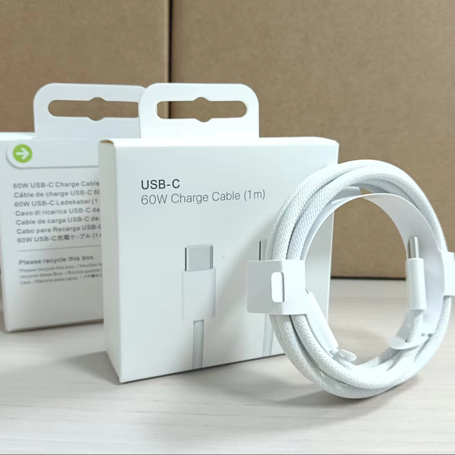 White Braided USB C to USB C PD 60W Fast Charging Cable Original Type C Charger 1M 2M 3M Lengths Nylon Jacket for Phone Computer