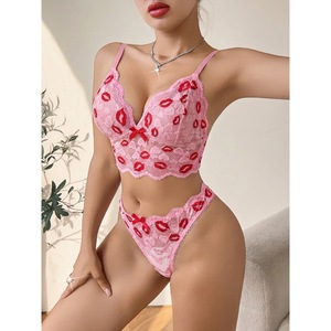 B925 filles chaudes lèvre imprimer Sexy vidéo <span class=keywords><strong>Lingerie</strong></span> 2 pièces dentelle soutien-gorge et culotte ensemble col rond femmes ensemble de sous-vêtements <span class=keywords><strong>Lingerie</strong></span> sensuelle - Product Image 4