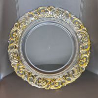 Assiette de présentation décorative classique en plastique écologique gravée or pour la mise en table de banquets d'hôtel et de mariages
