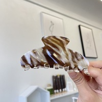 Pince à cheveux géométrique pour femme en acétate de haute qualité, 11 cm, avec logo personnalisé, couleur unie texturée, style européen et américain, pour la vie quotidienne