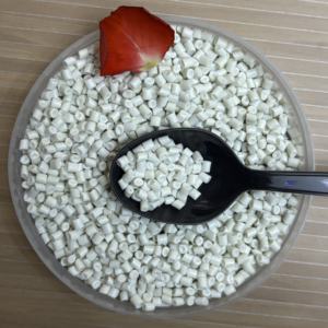 Matière première de polypropylène d'homopolymère TD20 TD40 copolymère noir blanc réutilisé par vierge de granule pp GF30 - Product Image 5