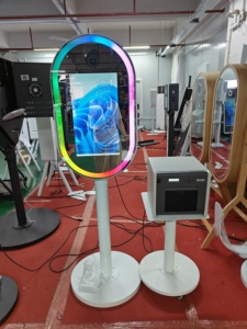 Prix Usine – Cabine Photo Miroir Magique Tactile 21,5 Pouces avec Appareil Photo et <span class=keywords><strong>Imprimante</strong></span> Optionnelles – Miroir Selfie pour Mariages et Événements - Product Image 5