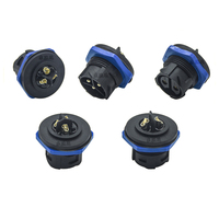 Adaptateur de lampe extérieure étanche IP68 avec verrouillage automatique M16 M20 M25, contact en cuivre droit 2 broches 3 broches pour connexions de câbles d'alimentation