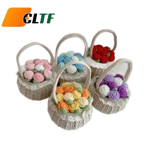Panier de fleurs en tricot fini, rose en pot, fleur artificielle faite à <span class=keywords><strong>la</strong></span> main, ornement, décoration de table, cadeau, fleur au crochet - Product Image 1