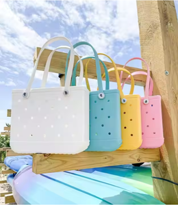 Bolso de mano tipo Croc de silicona pequeño para mujer, lavable, impermeable, portátil, de playa, estilo Eva Bogg, en oferta - Product Image 3