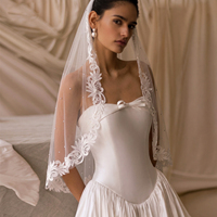 Voile de mariée vintage à bordure en dentelle, 1 couche, longueur doigt, orné de perles, élégant, avec appliques brodées, sequins et tulle, avec peigne