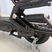 Scooter électrique commercial 500W haute performance avec grands paniers de chargement, vélo de livraison performant pour la logistique urbaine