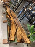 Table à manger en dalle de résine époxy de couleur mate directe d'usine en bois massif de noyer café cuisine restaurant rivière de luxe