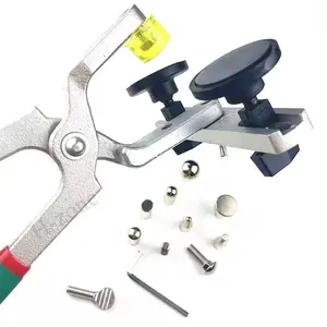Pince à sertir pour réparation de bosses de <span class=keywords><strong>voiture</strong></span> outil de serrage de bord de capot de porte outil de garniture de trou de sourcil de roue de <span class=keywords><strong>coffre</strong></span> de peinture en aérosol de tôle sans couture - Product Image 3