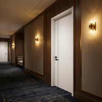Porte de chambre moderne en MDF imperméable avec surface finie pour les intérieurs résidentiels, d'appartements, d'hôtels et de villas