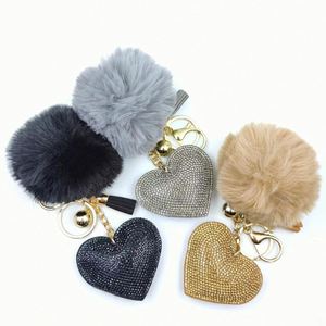 Llavero de Peluche Suave con Luz y Borlas para el Día de San Valentín, Adorno de Bolsa con Corazón de Cristal Brillante, Regalo - Product Image 4