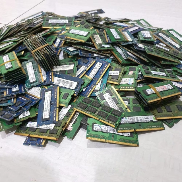 High Quality PC DDR2/DDR3/DDR4 1333MHz 1600MHz 2gb 4gb 8gb Memory RAM Scrap