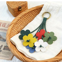 Breloques de fleurs colorées pour porte-clés, pendentif de décoration pour sac, breloques en cuir pour sac à main, bricolage