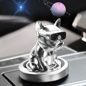 Aikun - Decoración para Consola Central de Coche con Diseño de Cachorro Adorable con Gafas de Sol, Electrochapado, Seguro para Niños y Madres, con Fragancia Natural - Product Image 1