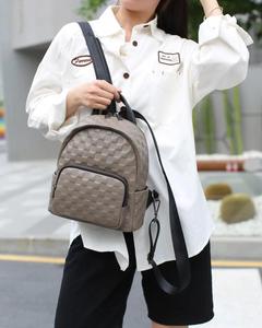 Mochila para mujer, bolso de pecho de doble propósito, bolsos de hombro de cuero de vaca auténtico con relieve, mochilas para mujer - Product Image 2