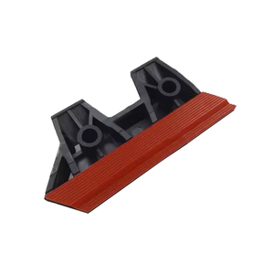 تصميم جديد آلة الحياكة الملساء ملحقات آلة النسيج <span class=keywords><strong>Karl</strong></span> <span class=keywords><strong>Mayer</strong></span> <span class=keywords><strong>HKS</strong></span>/KS/TM/RSE غطاء إبرة لوحة الضغط - Product Image 2