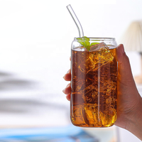 Gobelet en verre borosilicate de 16 oz en gros avec couvercle en bambou et paille pour magasins de détail et cafés