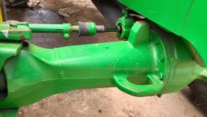 Tractor Johnn 7930 4x4 Usado de 55 HP, Mini Máquina Agrícola Lista para Envío, Potencia Nominal de 100, 70 y 140 HP, Núcleo de Caja de Cambios - Product Image 5