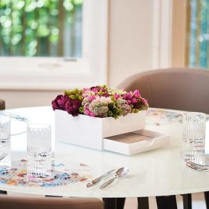 Ensemble de 8 pièces personnalisé en acrylique pour Birkat Hamazon, comprenant un vase à fleurs, un ensemble Zemiros et un ensemble Bencher, cadeau juif - Product Image 1