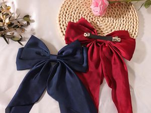 Accessoire nœud papillon long à la mode pour femme, à fixer à l'arrière de la tête, avec pince - Product Image 4