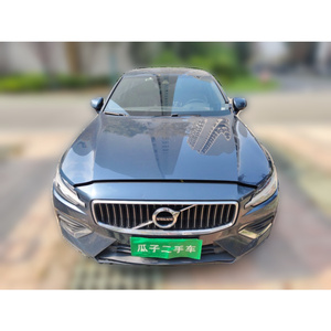 Guazi <span class=keywords><strong>Volvo</strong></span> <span class=keywords><strong>S60</strong></span> <span class=keywords><strong>essence</strong></span> 2.0 d'<span class=keywords><strong>occasion</strong></span> en bon état, traction avant, 5 places - Product Image 2