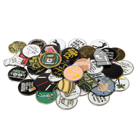 Marqueurs de golf durables et élégants Marqueur de balle de golf en émail de forme hexagonale Marqueur de golf esthétique architectural
