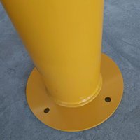 Borne de sécurité périmétrique KAVASS 165 mm à montage en surface pour la gestion d'accès aux véhicules en zone de stationnement et la sécurité industrielle