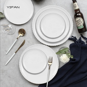 Service de vaisselle moderne en céramique et porcelaine, avec bordure perlée blanche, comprenant assiettes de présentation et assiettes de dîner, pour mariage, restaurant et fête - Product Image 5