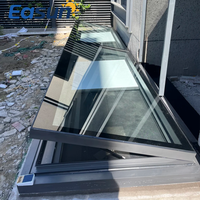 Fenêtre de toit de balcon à persiennes électriques automatiques en aluminium imperméable de style chinois à double vitrage Contrôle des insectes