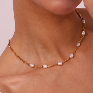Collar de Perlas de Agua Dulce Trenzadas Hechas a Mano, Gargantilla y Pulsera de Acero Inoxidable Chapado en Oro de 18k - Product Image 1