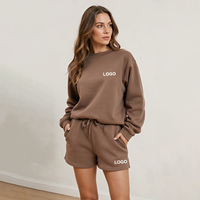 Ensemble de vêtements décontractés pour femmes, sweat-shirt à col rond surdimensionné marron avec logo personnalisé, short de sport, deux pièces
