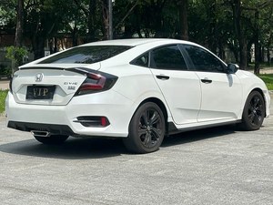 <span class=keywords><strong>Honda</strong></span> <span class=keywords><strong>Civic</strong></span> 1.5T CVT Sport Edition <span class=keywords><strong>2019</strong></span> Usata, Guida a Sinistra, Fari LED per l'Africa con Rapporto di Ispezione - Product Image 6