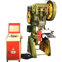 Machine de formage de rouleaux de tôle perforée pour portes métalliques, machine de poinçonnage de portes à volets en acier