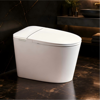 Toilette intelligente de luxe monobloc, à poser au sol, avec bouclier en mousse, chasse d'eau automatique, siège chauffant, télécommande, toilette intelligente moderne avec bidet