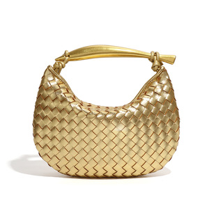 Sac à bandoulière souple en cuir PU tissé OEM ODM pour femme avec poignée dorée – Sac à main de créateur haut de gamme - Product Image 6