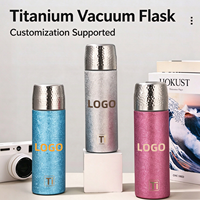 Bouteille isotherme en titane haut de gamme avec logo personnalisé, couvercle martelé, cadeau d'entreprise de luxe pour cadres