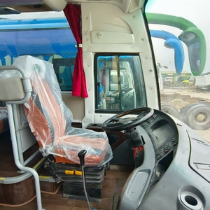 حافلة صغيرة فاخرة من نوع يو تونغ بسعة 31-50 مقعدًا، حافلة ركاب رخيصة للطرق السريعة، بحالة عمل ممتازة، حافلة مستعملة من الدرجة الثانية. - Product Image 5