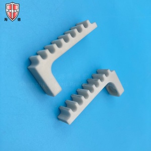 Bloc en céramique de nitrure d'aluminium usiné avec précision, plaque nervurée AlN résistante à l'usure, haute résistance diélectrique, raccordement structurel - Product Image 5