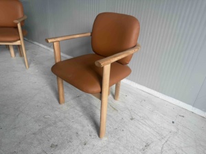 Sillas de Comedor Nórdicas Modernas de Lujo, Duraderas, de Madera Maciza, Cómodas, para Eventos y Banquetes, Teti Porada, de Cuero Blanco, Muebles para el Hogar, Diseño - Product Image 4