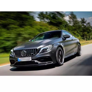 C63 a Style Kit de <span class=keywords><strong>carrosserie</strong></span> W205 pour Benz W205 Kits de <span class=keywords><strong>carrosserie</strong></span> de classe C avec pare-chocs avant pare-chocs arrière jupes latérales couvercle de garde-boue - Product Image 3