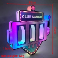 Rak Anggur LED Logo Kustom Kapasitas 3 Botol RGB Pengubah Warna Dudukan Display Akrilik Pencahayaan Botol Modern untuk Bar