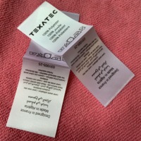 Etiquettes de logo de marque personnalisée Etiquette de lavage imprimée Satin Care pour vêtement, étiquette de ruban de satin de polyester blanc d'utilisation de vêtements de fabricant