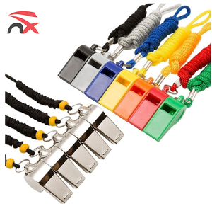 Sifflet multicolore avec cordons pour diverses occasions, y compris les activités de groupe et le port quotidien - Product Image 1