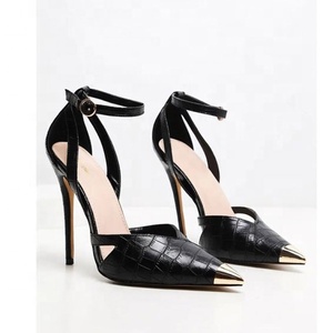 Chaussures habillées solides pour femmes à talons hauts et bout pointu en métal, style stiletto, pour le bureau et le quotidien, avec bride à boucle - Product Image 6